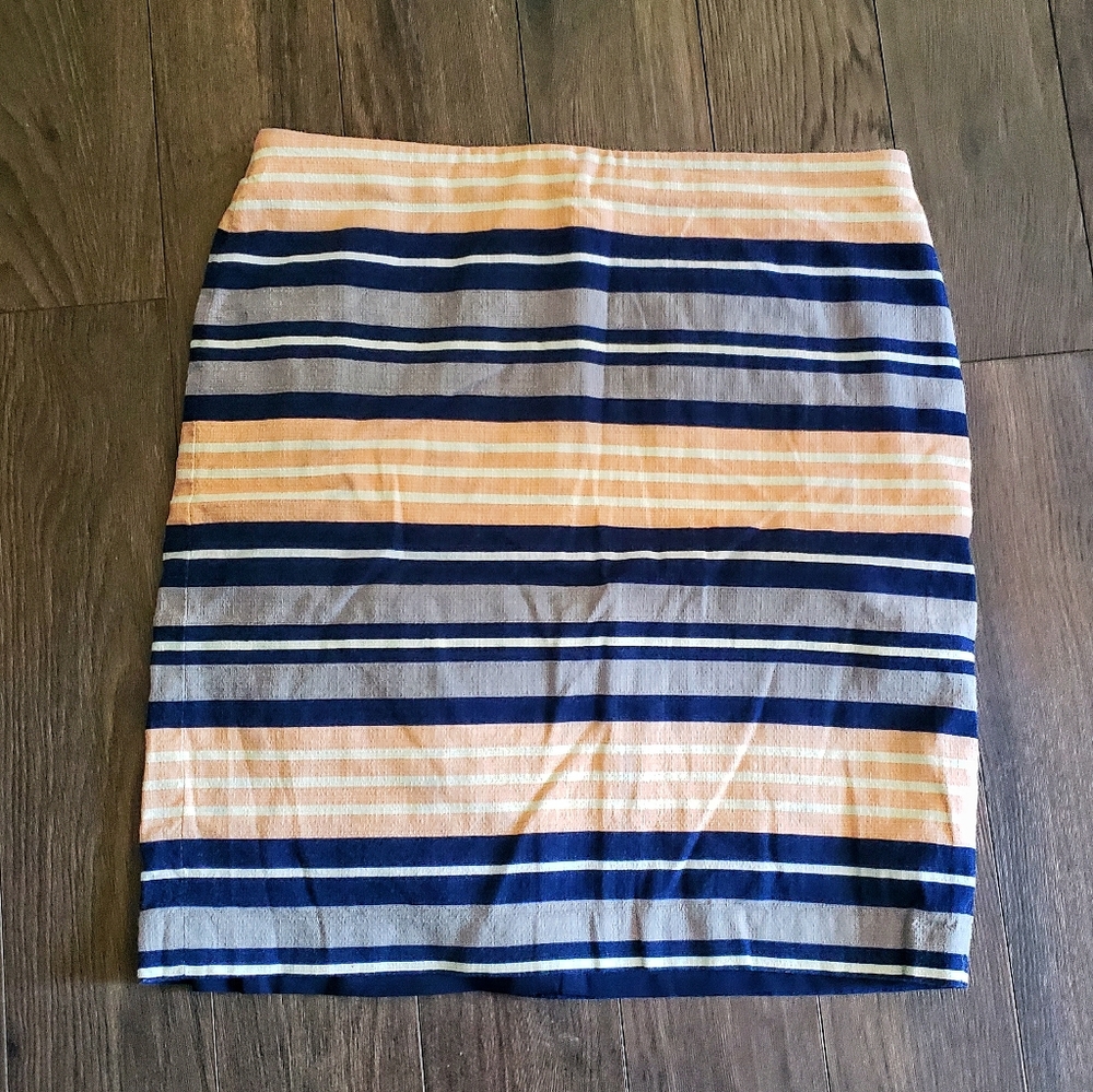 LEAVING SOON 💖💖 Ann Taylor Pink, Blue and Gray Striped Suit Skirt Size 14 💖💖